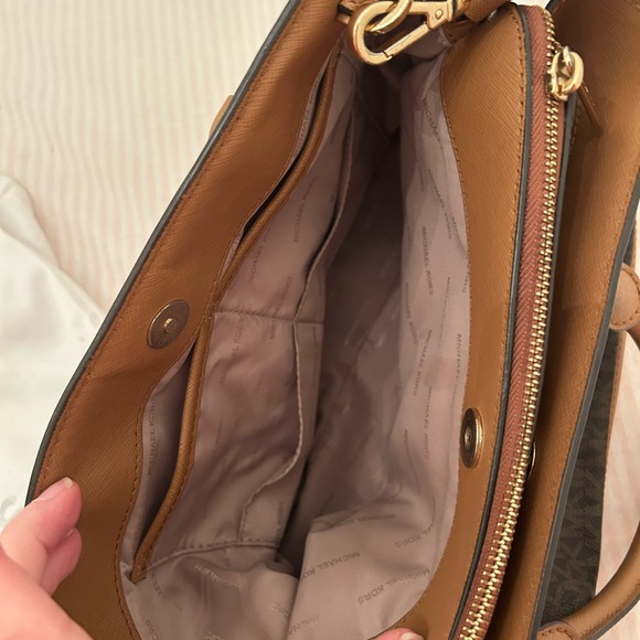 Michael Kors Tan Medium Satchel - Picture 4 of 7